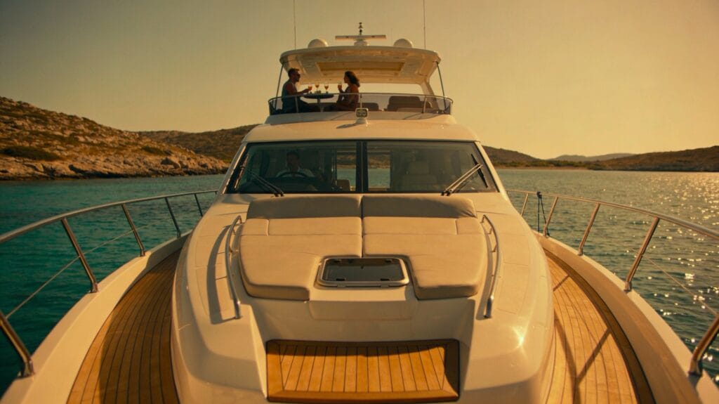 65ft Motor Yacht for Long Weekends at Sea: Effortless Coastal Escape