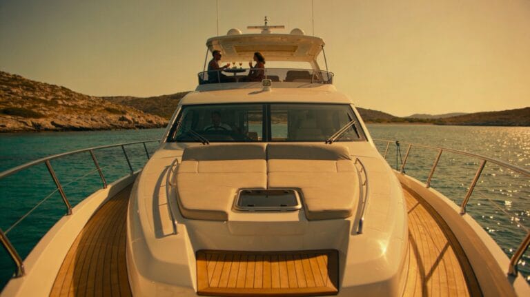 65ft Motor Yacht for Long Weekends at Sea: Effortless Coastal Escape